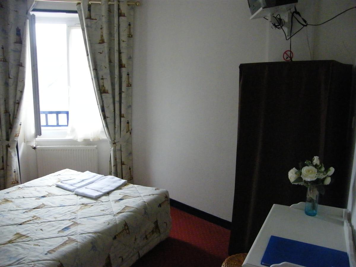 Hotel De La Gare 3*