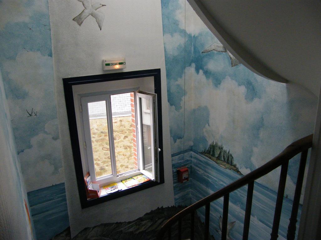 De La Gare Hotel